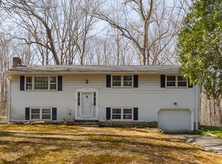 269 Glenwood Dr, Guilford, CT 06437