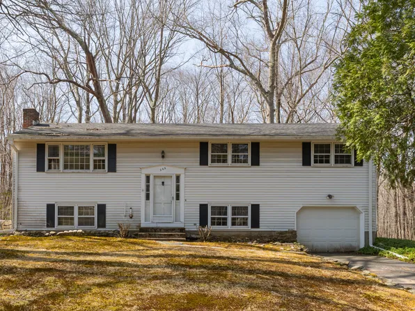269 Glenwood Drive, Guilford, CT 06437