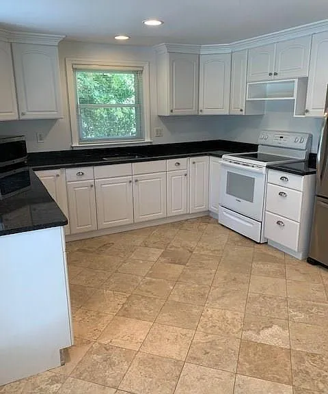 28 Treadwell Ave — Photo 3