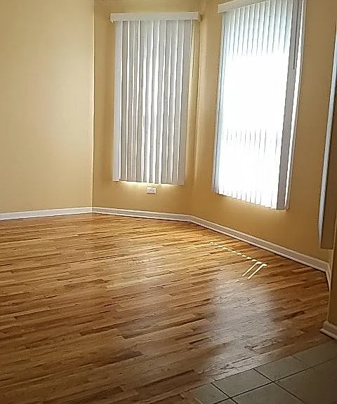 5808 S Michigan Ave #3 — Photo 5