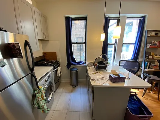 Rented by Mdays Realty | media 19