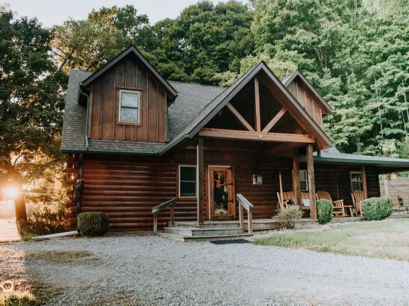 3362 State Road 46 W, Nashville, IN 47448