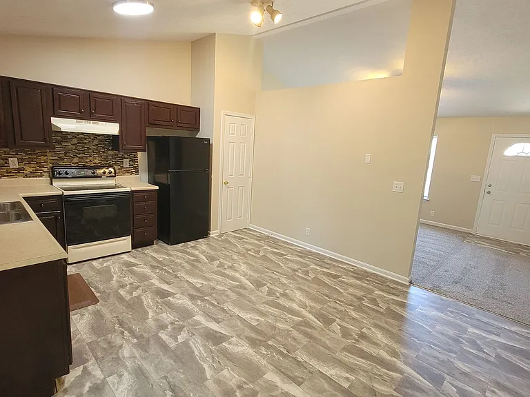 6205 Serenity Ct — Photo 5