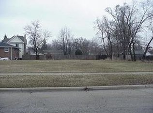 1126 Fenton St, Aurora, IL 60505