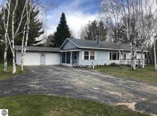 3515 Bee Ln, Lupton, MI 48635