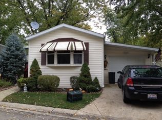 1159 Candlewood Rd, Elgin, IL 60123