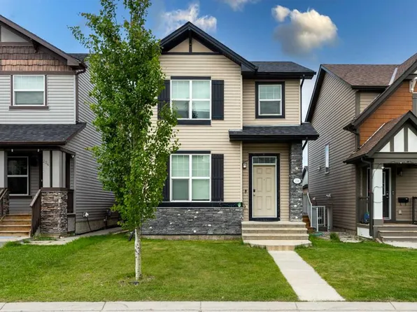 238 E Skyview Point Rd NE, Calgary, AB T3N 0K7