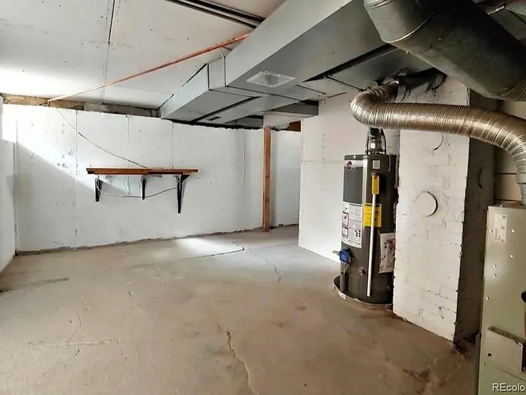629 Maple St — Photo 24