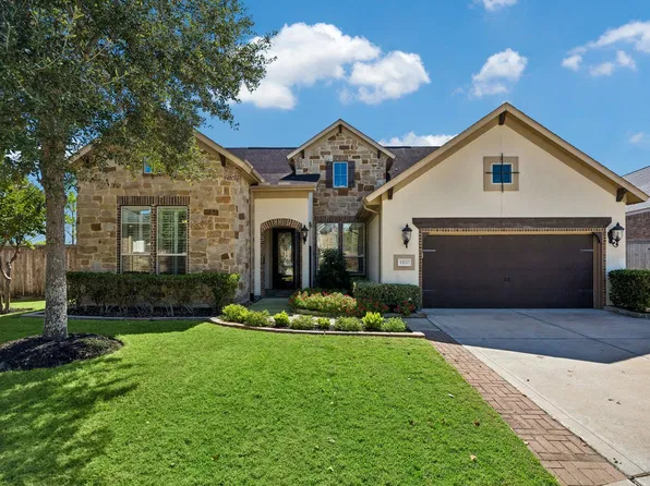 13722 Llano Lake Ct, Houston, TX 77059