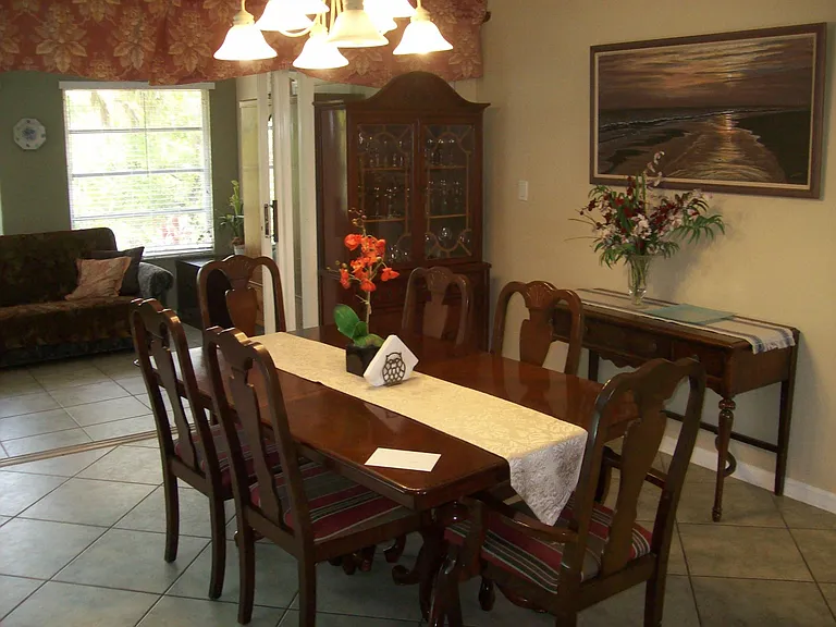 468 Harland Ave #1 — Photo 4