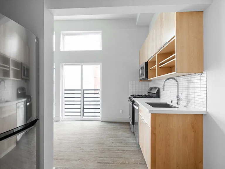 510 Broadway — Photo 12