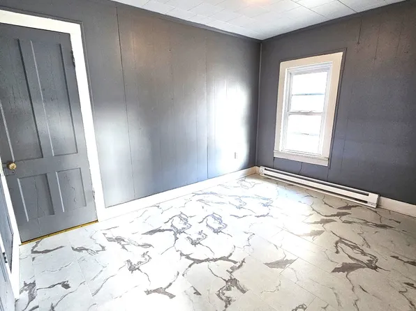 501 Hampton St #1, Scranton, PA 18504