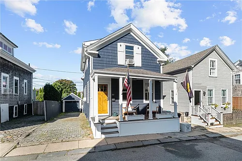 17 West St Photo 1