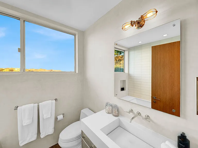 2915 Tuna Canyon Rd — Photo 30