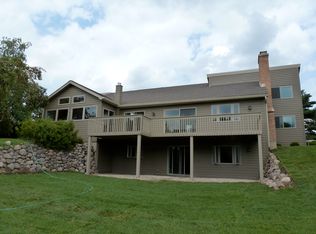 27335 W Hickory Rdg, Lake Barrington, IL 60010