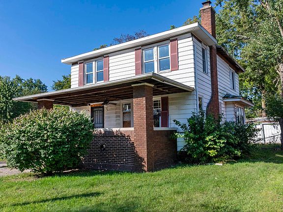 2nd image of 1109 Diamond Ave