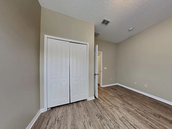 3rd image of 7624 Rex Hill Trl