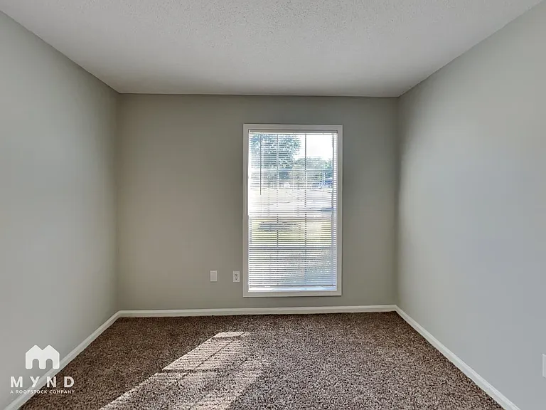 2569 Richwood St — Photo 14