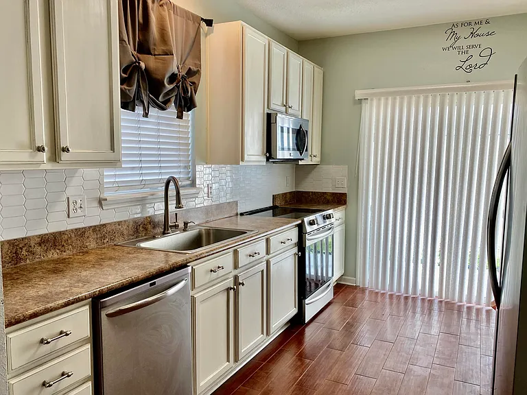5820 Parkstone Crossing Dr — Photo 29