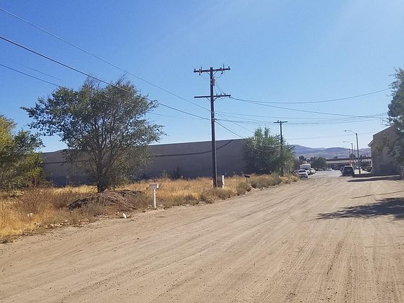 3rd image of 26th Street East St