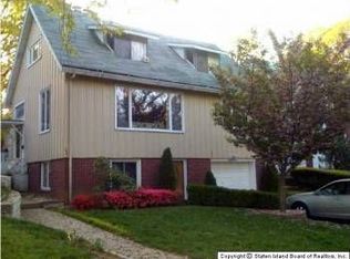 709 Metropolitan Ave, Staten Island, NY 10301