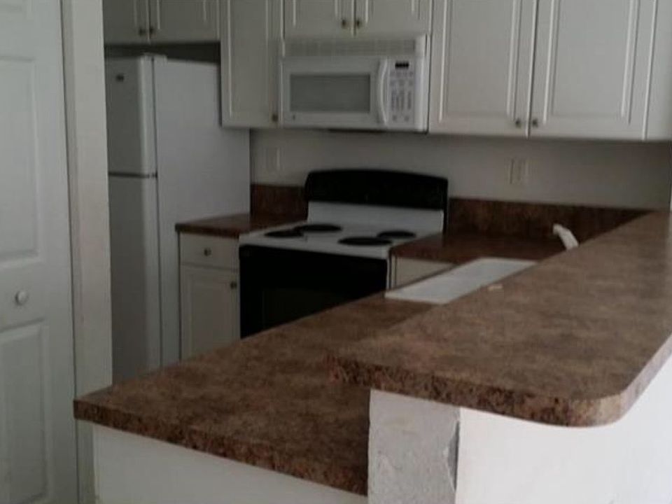 1st image of 1395 NE 33rd Ave Unit 108