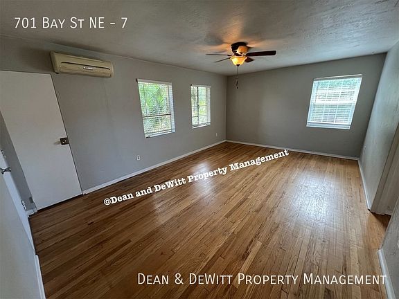 4th image of 701 Bay St NE #7