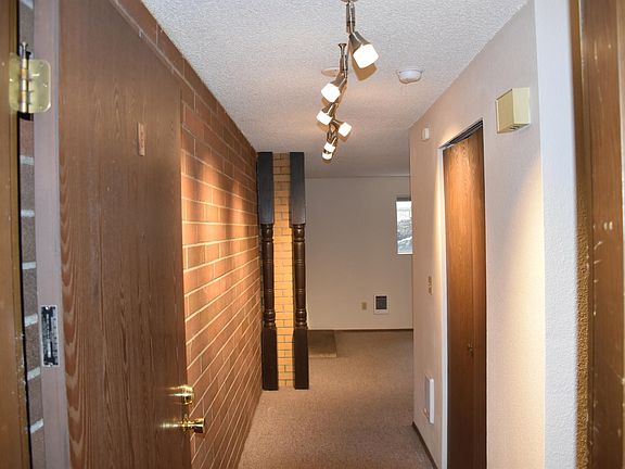 3rd image of 16541 5th Ave NE APT 1