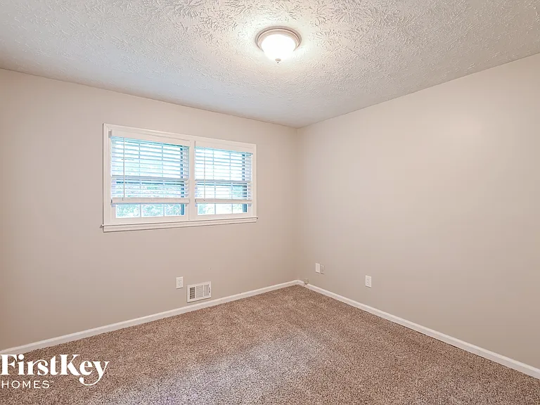 4353 Hale Pl — Photo 12