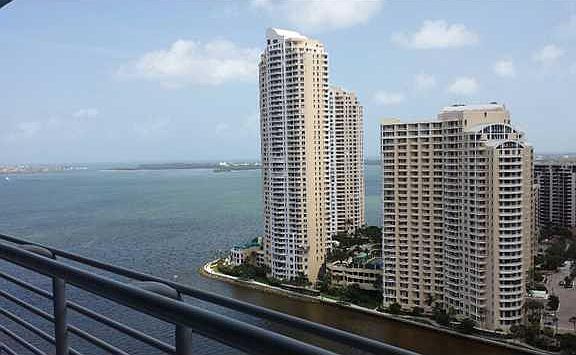 2nd image of 325 S Biscayne Bl #2717
