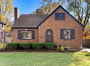 902 W Northcrest Ave, Peoria, IL