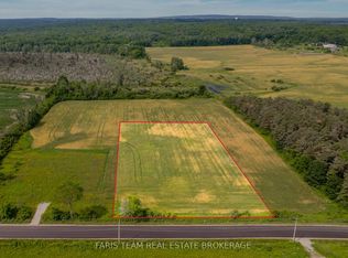 584 Curry Rd, Penetanguishene, ON L9M 2C8