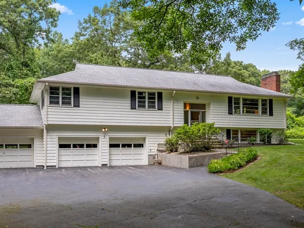 43 Deerhaven Rd, Lincoln, MA 01773