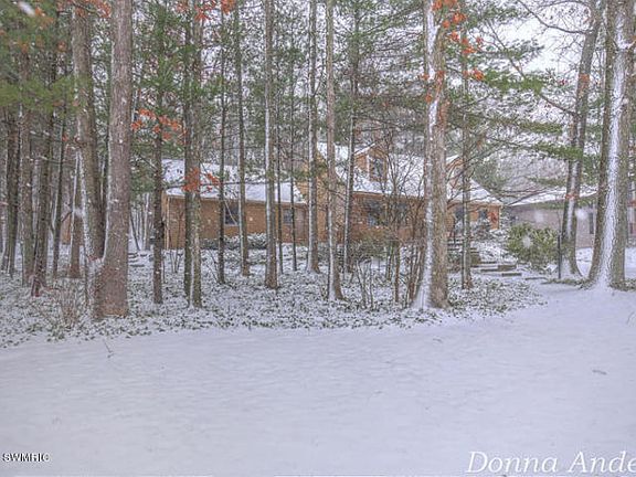 2nd image of 1739 Scott Creek Dr NE