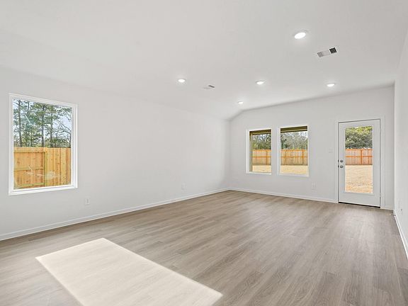 7th image of this home