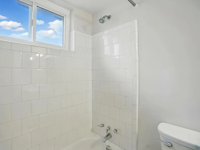 7839 Newbedford Ave #4 — Photo 33