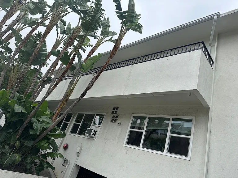 7512 Fountain Ave — Photo 3