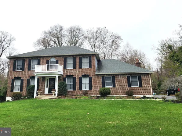 5 Harlech Dr, Wilmington, DE 19807