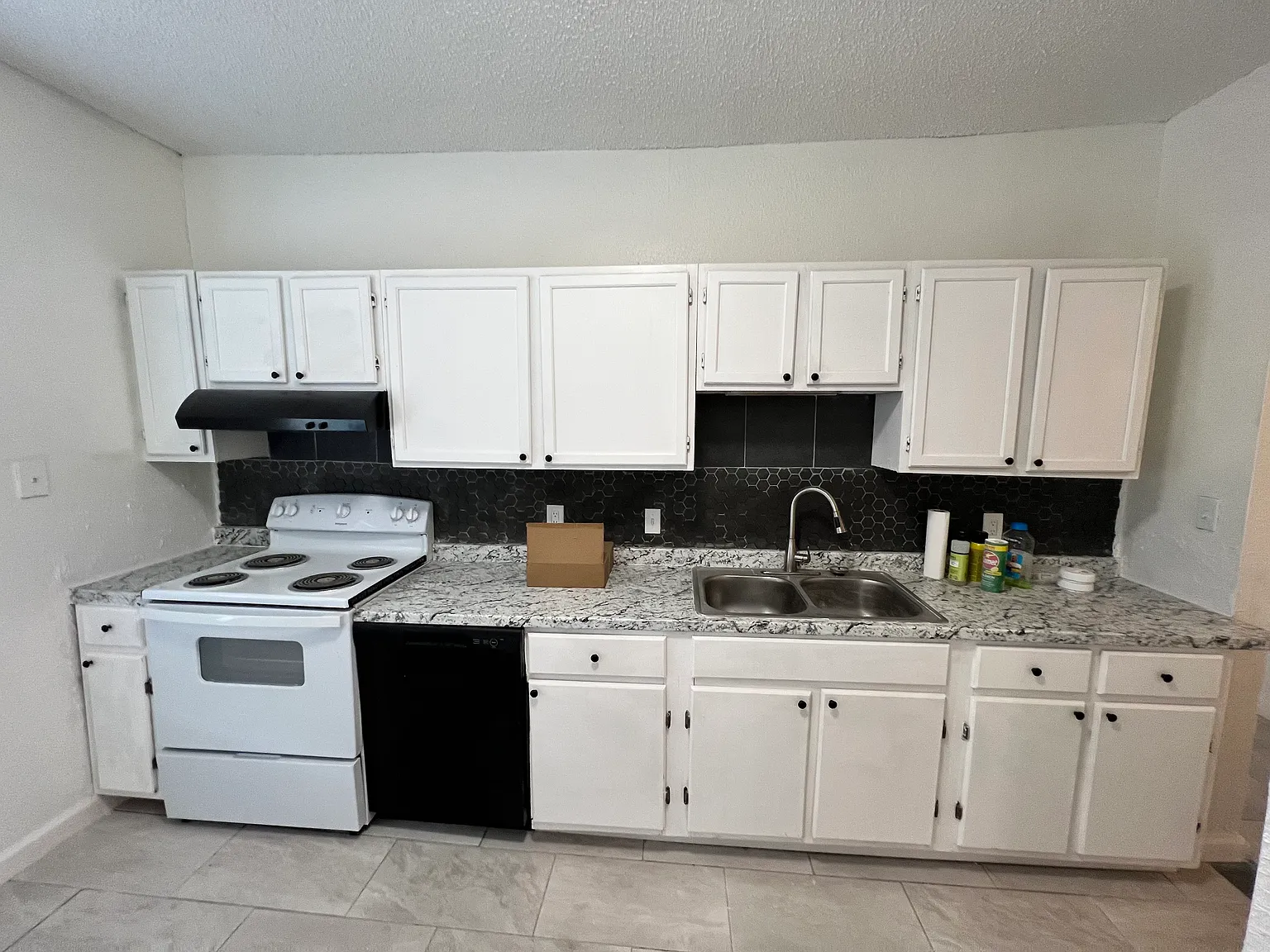 1303 Strickland St — Photo 3