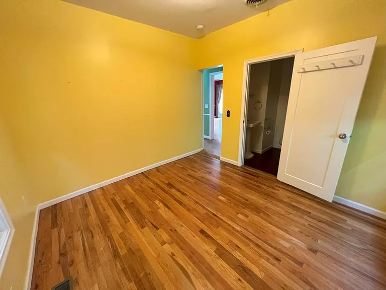 76 N K St — Photo 10