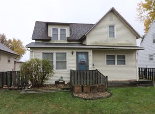 32 W 1st St, Spencer, IA 51301