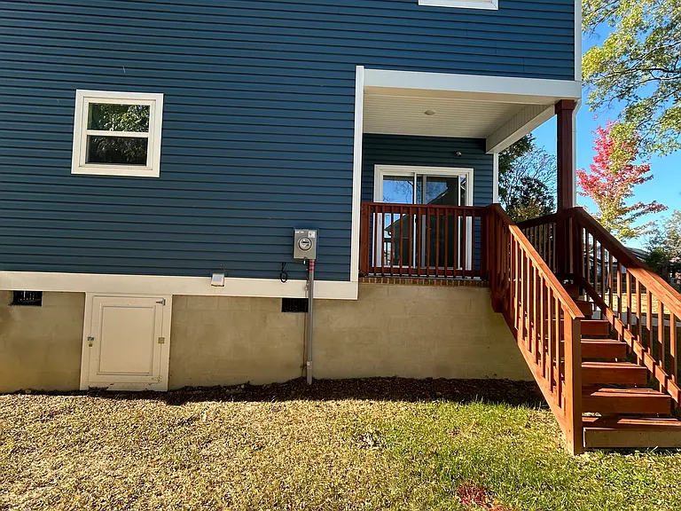 699 Dorgan Ave — Photo 12