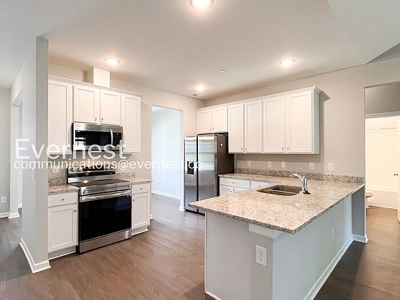 4th image of 1046 Echo Ridge Rd