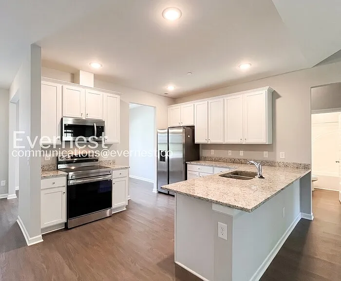 1046 Echo Ridge Rd — Photo 4