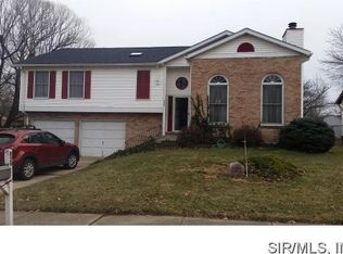 820 Chancellor Dr, Edwardsville, IL