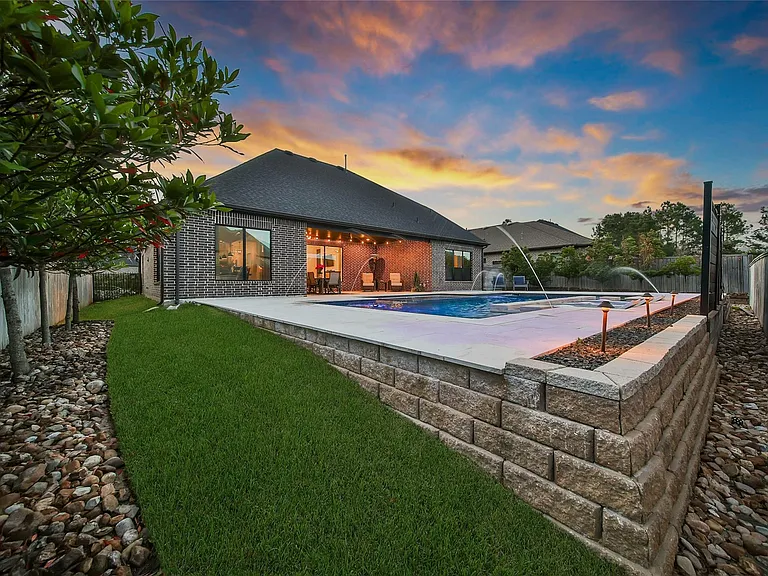 1015 Oak Briar Ln — Photo 48