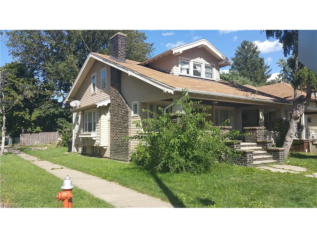 13301 Eaglesmere Ave photo 1