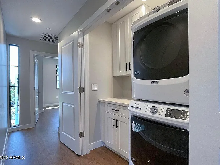 3215 E Flower St #20 — Photo 42