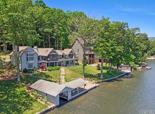682 W Club Blvd, Lake Toxaway, NC 28747