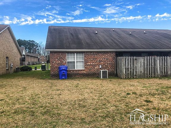 2nd image of 3211 Moseley Dr #B